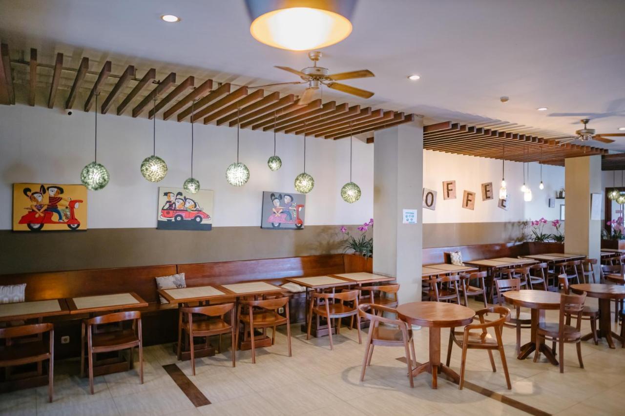 Biz Hotel City Center อัมบอน ภายนอก รูปภาพ