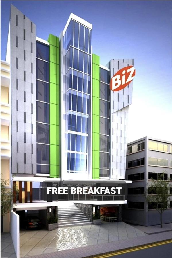 Biz Hotel City Center อัมบอน ภายนอก รูปภาพ