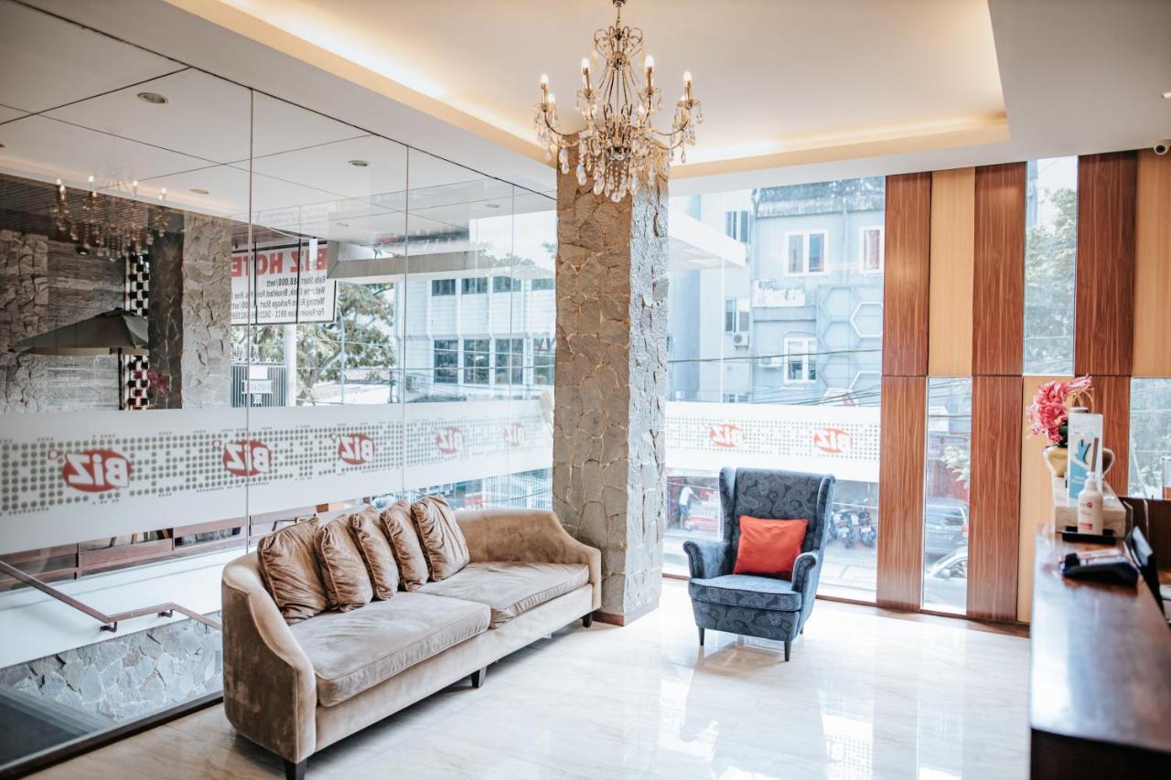 Biz Hotel City Center อัมบอน ภายนอก รูปภาพ